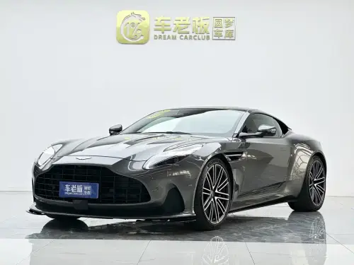 Aston Martin DB12, 2024