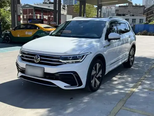 Volkswagen Tiguan, 2023