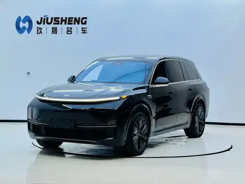 Li Auto L8, 2022