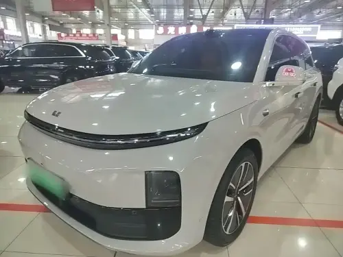 Li Auto L6, 2025