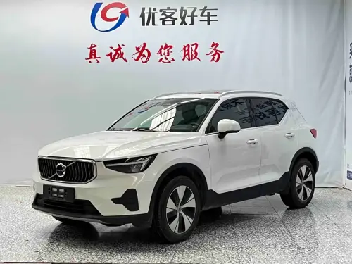 Volvo XC40, 2024