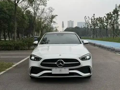 Mercedes-Benz C-Class, 2024