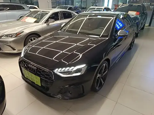 Audi A4, 2022