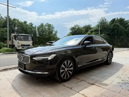 Volvo S90, 2022