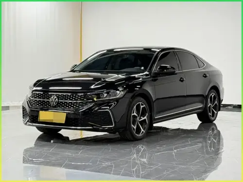 Volkswagen Passat, 2025