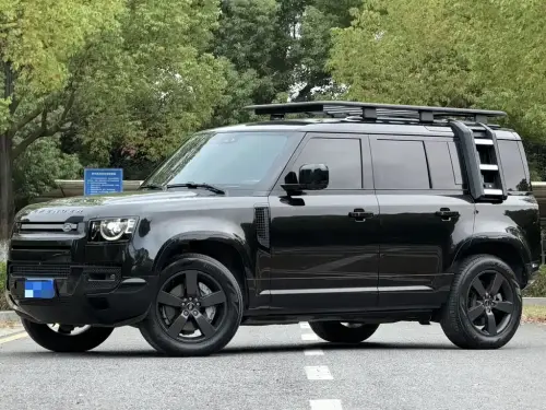 Land Rover Defender, 2023