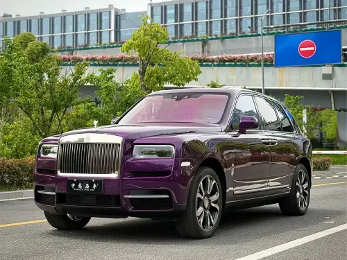 Rolls-Royce Cullinan, 2022