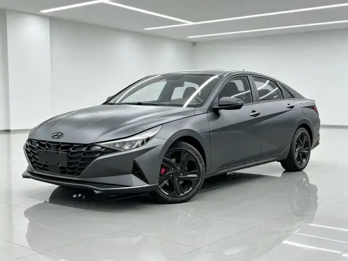 Hyundai Elantra, 2023