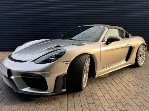 Porsche 718, 2024