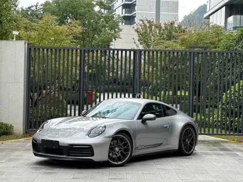 Porsche 911, 2023