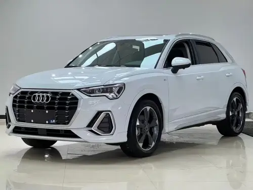 Audi Q3, 2022