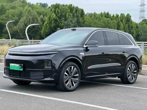 Li Auto L6, 2025