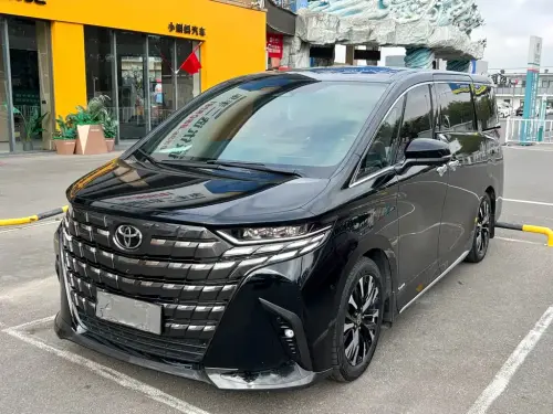 Toyota Alphard, 2024