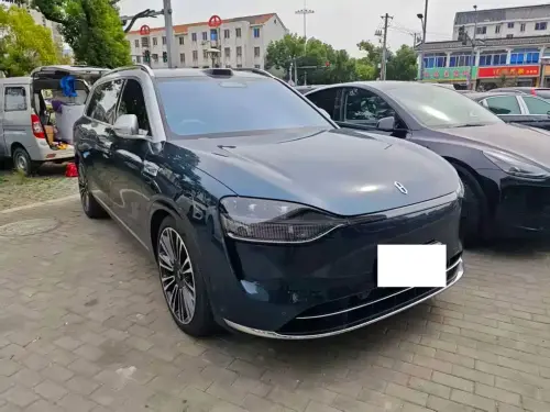 AITO M9, 2025