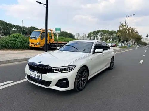 BMW 3-Series, 2020