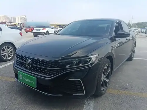 Volkswagen Passat, 2024