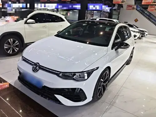 Volkswagen Golf, 2021