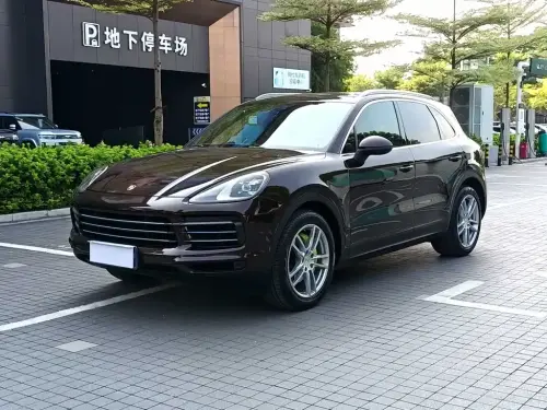 Porsche Cayenne, 2023
