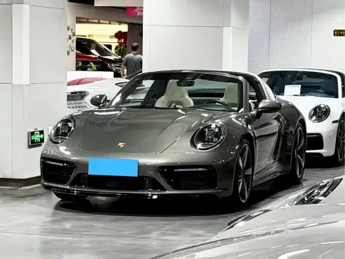 Porsche 911, 2021