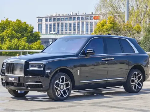 Rolls-Royce Cullinan, 2024