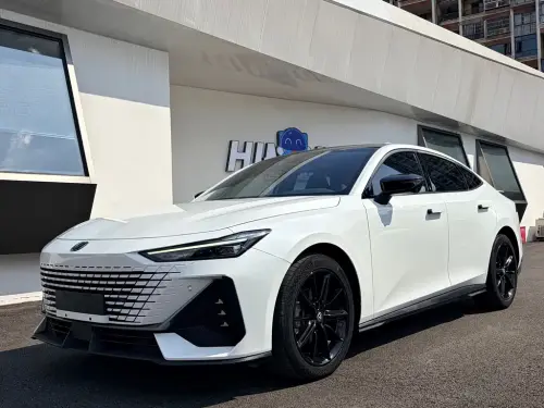 Changan UNI-V, 2023