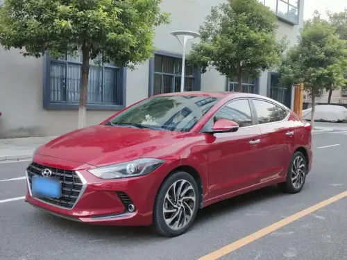 Hyundai Elantra, 2019