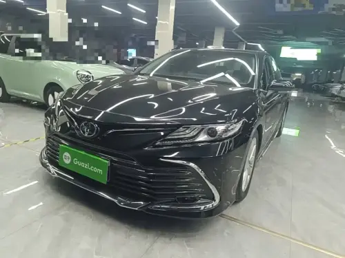 Toyota Camry, 2023