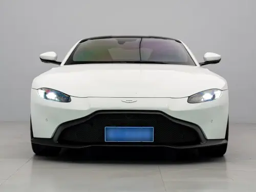 Aston Martin V8 Vantage, 2022