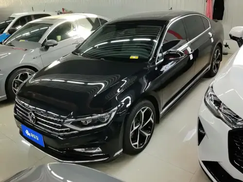 Volkswagen Magotan, 2025