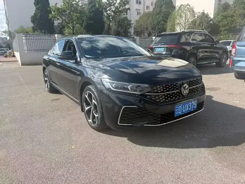 Volkswagen Passat, 2024