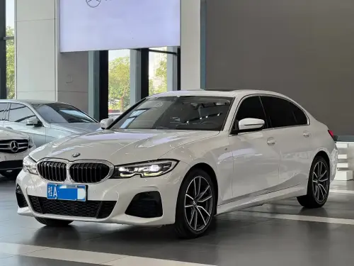 BMW 3-Series, 2021