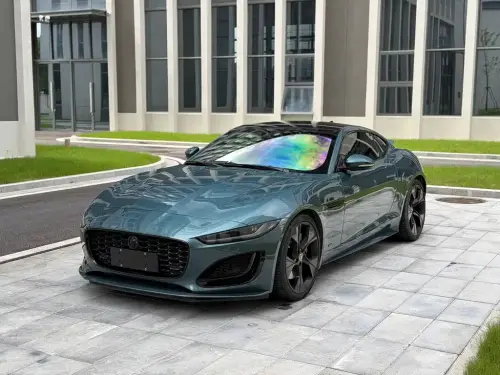 Jaguar F-TYPE, 2024