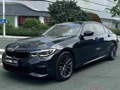 BMW 3-Series, 2021