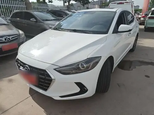 Hyundai Elantra, 2020