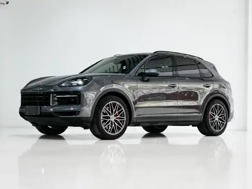 Porsche Cayenne, 2023