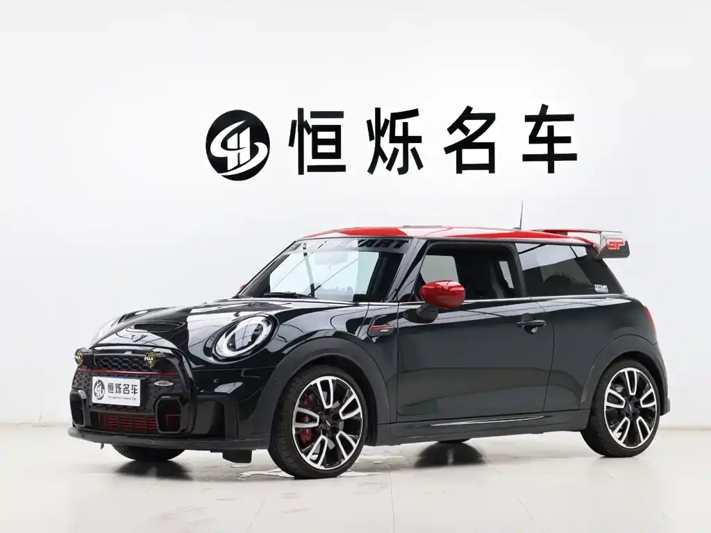 Mini MINI JCW, 2022