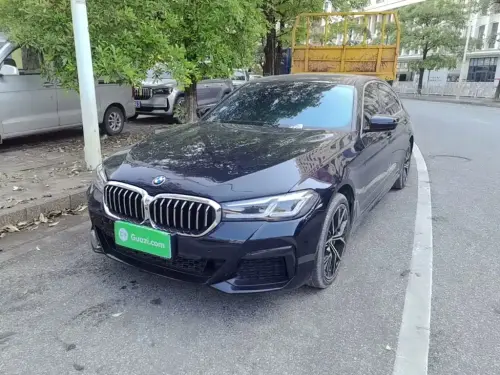 BMW 5-Series, 2023