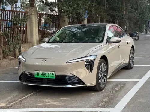 Buick Zhijing L7, 2025