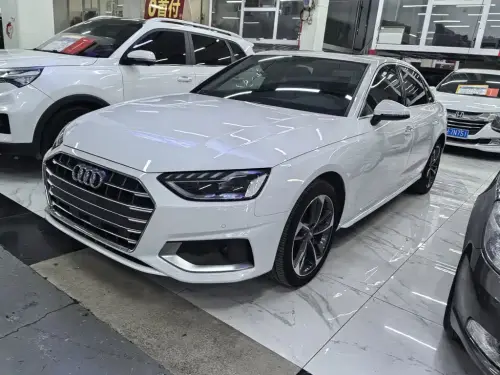 Audi A4, 2021