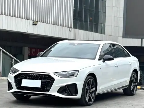 Audi A4, 2023