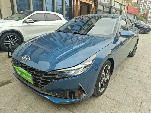 Hyundai Elantra, 2023