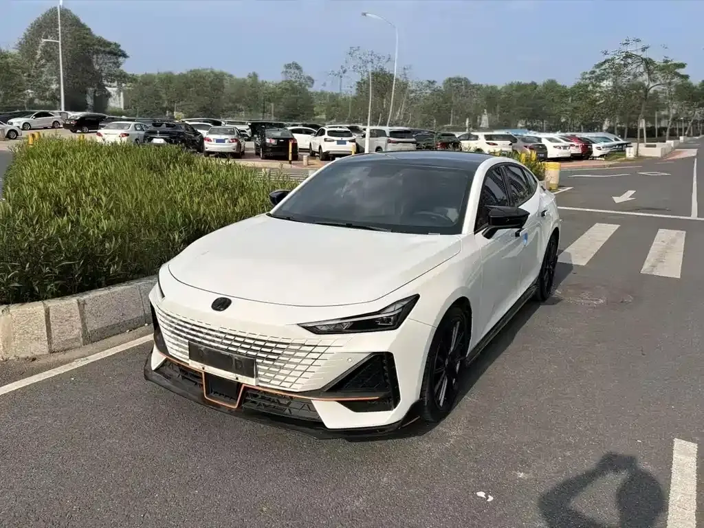 Changan UNI-V, 2023