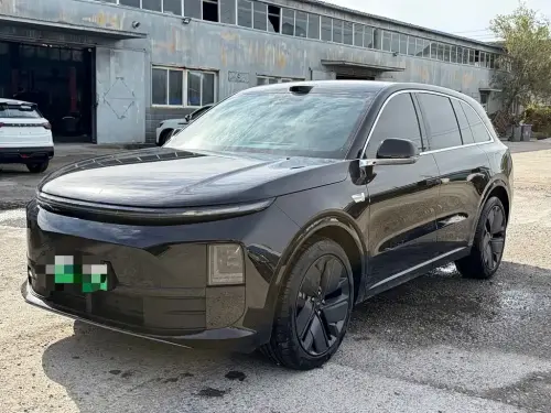 Li Auto L6, 2025