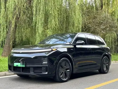 Li Auto L7, 2025