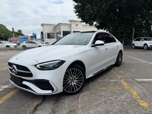 Mercedes-Benz C-Class, 2024