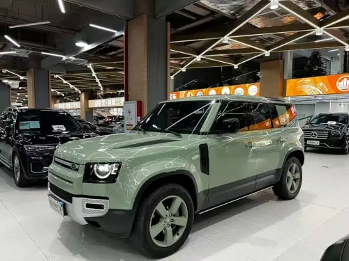 Land Rover Defender, 2023