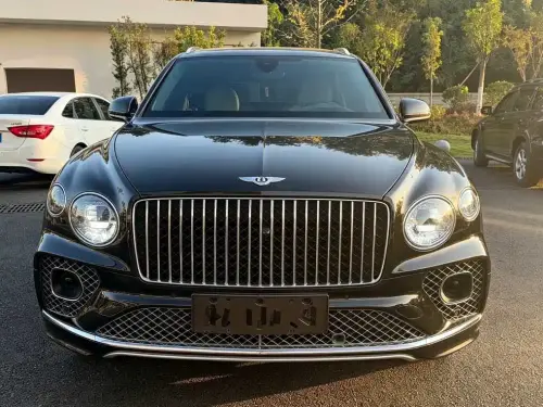 Bentley Bentayga, 2023