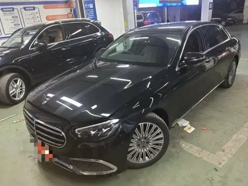 Mercedes-Benz E-Class, 2022