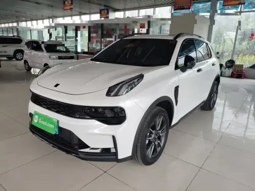 Lynk & Co 01, 2025