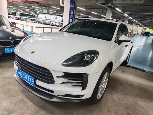 Porsche Macan, 2020